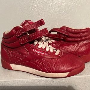 Vintage Reebok women’s sneakers